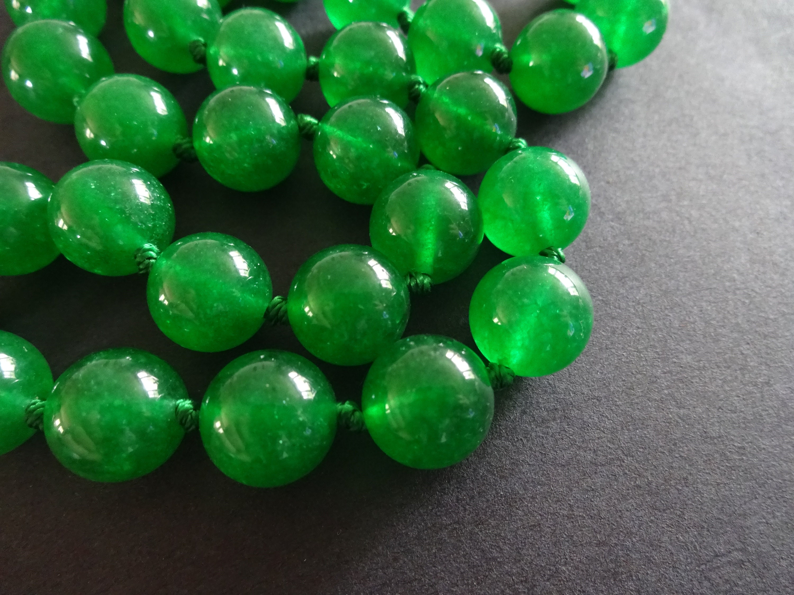 18 Imperial Green Quartz / Malaysia Jade 14mm Beads Necklace-D003023