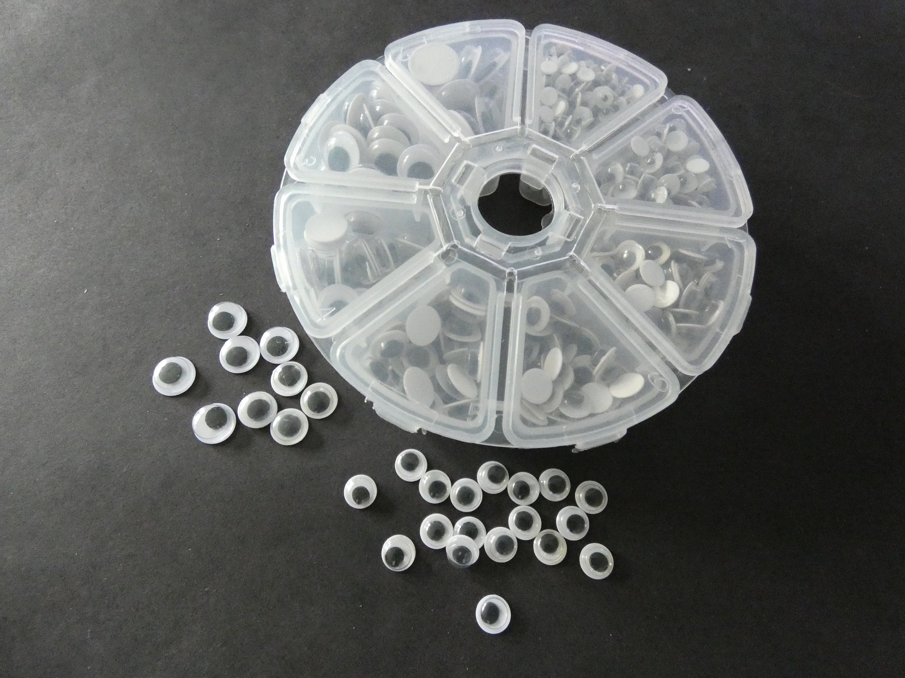 750 Piece Googly Eye Kit, 8 Sizes, 412mm, Peel & Stick, Fun Arts and