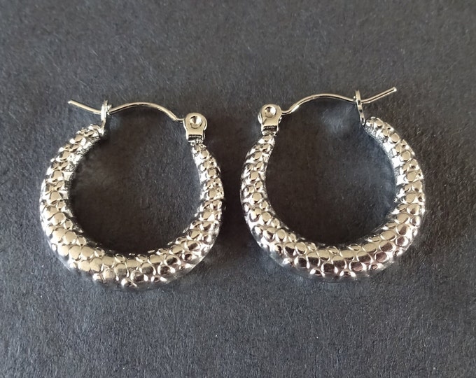 Stainless Steel Silver Chunky Hoop Earrings, Hypoallergenic, Round Hoop, Set Of Earrings, 21x20mm, Textured Silver Hoops For Women