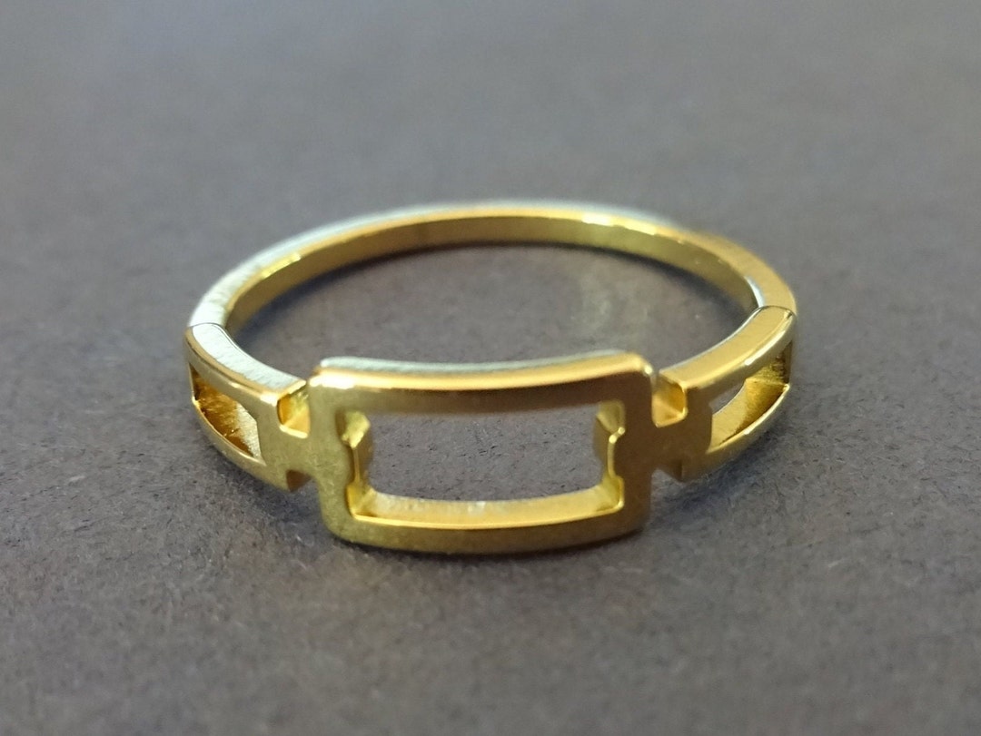 Stainless Steel Rectangle Ring, Gold Rectangle Link Design, Sizes 6-10 ...