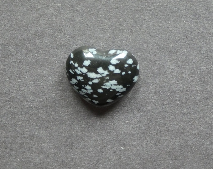 20x23x10mm Natural Snowflake Obsidian Heart Love Stone, Black and White, Pocket Palm Stone for Reiki Balancing, One of a Kind, Gemstone