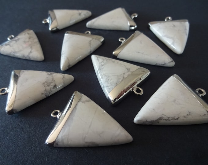 30mm Natural Howlite Pendant With Iron Findings Metal, Triangle Pendant, Triangle Howlite Pendant, Polished Gemstone Jewelry, Stone Charm
