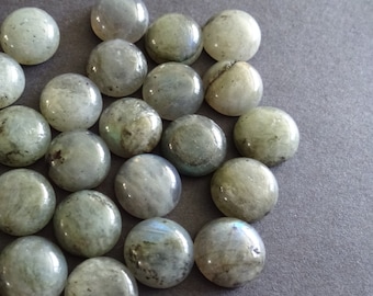 Cabochon a cupola labradorite naturale 12x6mm, pietra preziosa semicircolare, gemma lucidata, pietra preziosa fresca, gemma di colore misto, pietra unica, traslucido