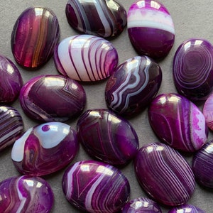 30x22x8.5mm Natural Striped Agate Gemstone Cabochon, Oval Cabochon, Polished Agate, Natural Stone, Purple Agate Cab, Striped, Swirls