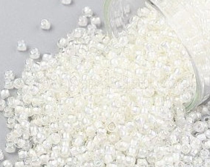 11/0 Toho Seed Beads, AB Crystal / Creme Lined (777), 10 grams, About 1100 Round Seed Beads, 2.2mm with .8mm Hole, Inside Color Finish