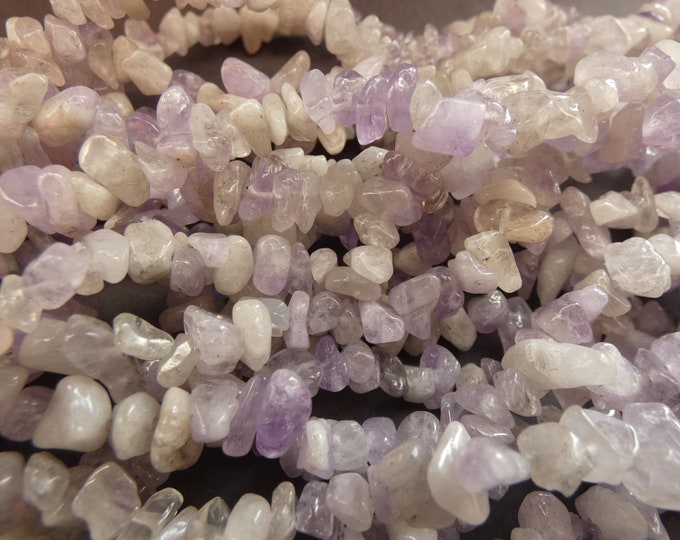 10 Inch 6-10mm Natural Amethyst Bead Strand, About 200 Stones, Light Purple, Natural Nugget Stone, Drilled Amethyst Chip Stone, Polished