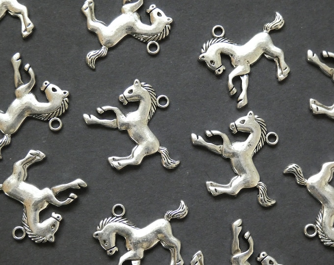 50 PACK of 27mm Horse Pendant, Tibetan Style Metal Pendant, Metal Horse Pendant, Silver Horse Pendant, Silver Metal Pendant, Horse Galloping