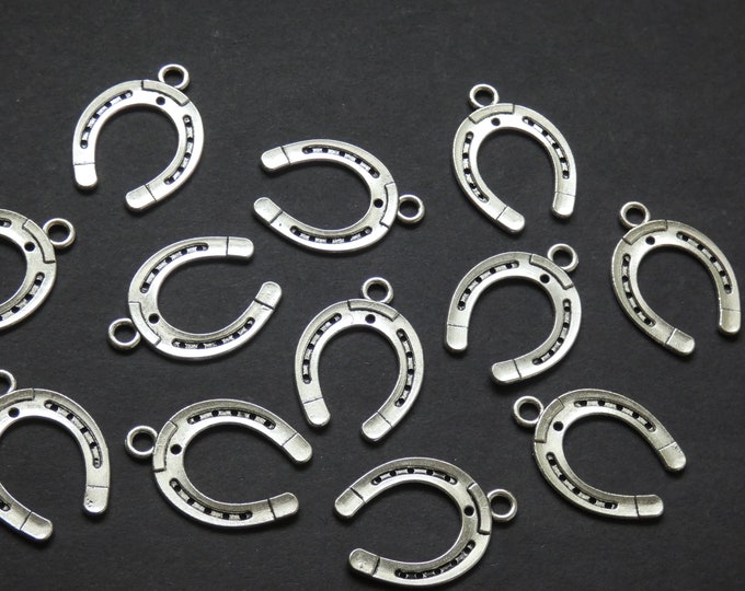 20 Pack 30mm Metal Horseshoe Pendant, Silver Horseshoe Pendant, Metal Focal, Horse Themed, Horseshoe Bead, Metal Horse Bead, Silver Focal