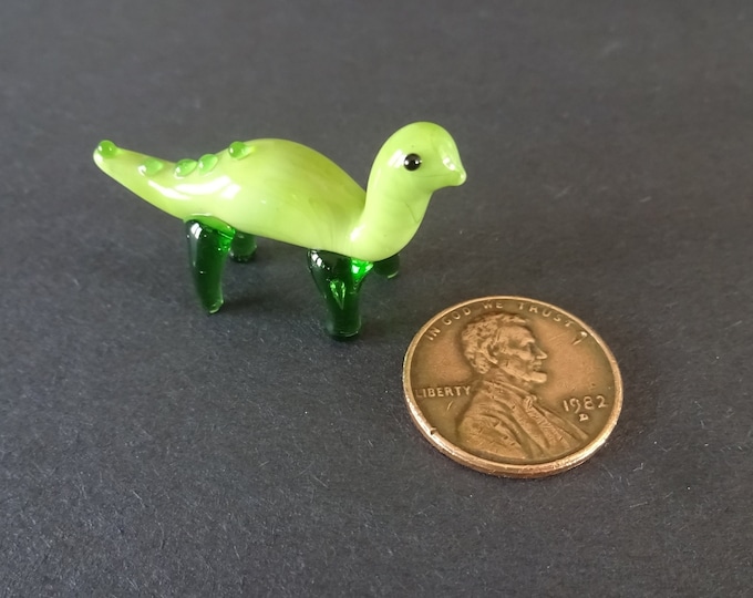Mini Lampwork Glass Dinosaur, Light Green, Small Decorative Glass Animals, Cute Dinosaur Figurine, Glass Figurine, Small Brontosaurus