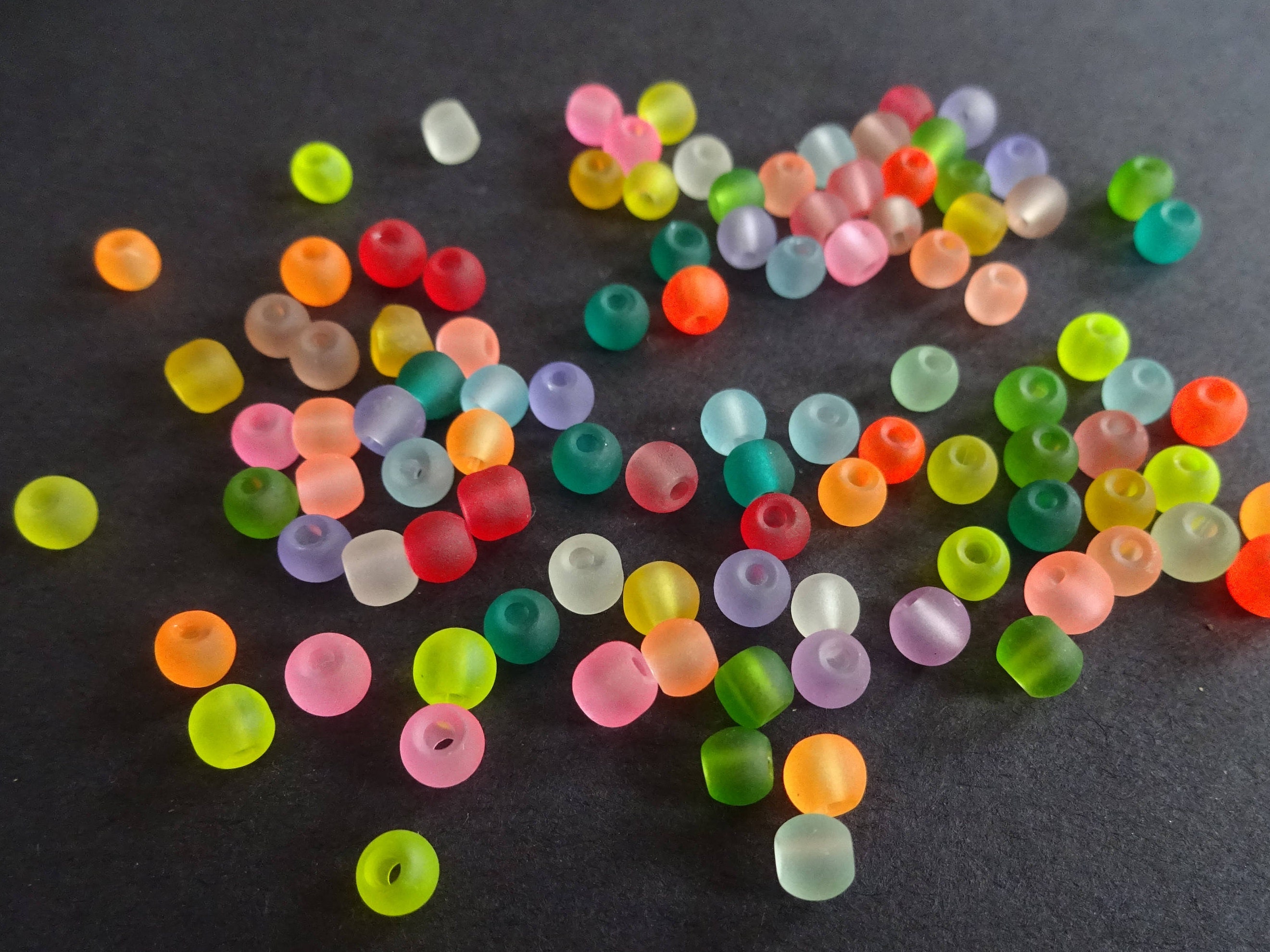 4mm Frosted Glass Beads, 6/0 Small Seed Bead, Transparent Bead, Rainbow