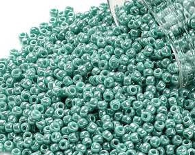 11/0 Toho Seed Beads, Opaque Luster Turquoise (132), 10 grams, About 1103 Round Seed Beads, 2.2mm with .8mm Hole, Luster Finish