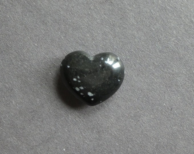 20x23x10mm Natural Snowflake Obsidian Heart Love Stone, Black and White, Pocket Palm Stone for Reiki Balancing, One of a Kind, Gemstone