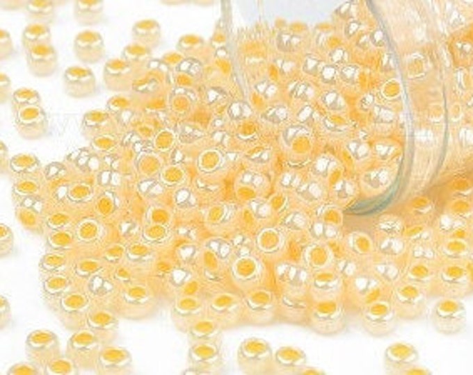 8/0 Toho Seed Beads, Ceylon Custard (903), 10 grams, About 222 Round Seed Beads, 3mm with 1mm Hole, Ceylon Finish