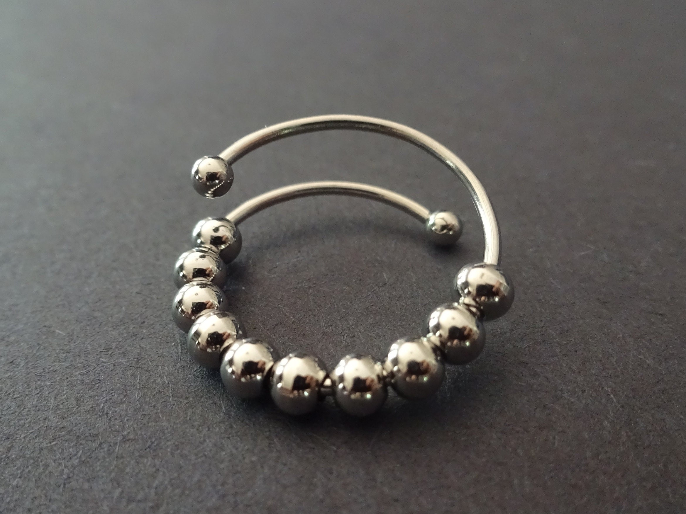 Bague Fidget à perles redimensionnable – Omnyah