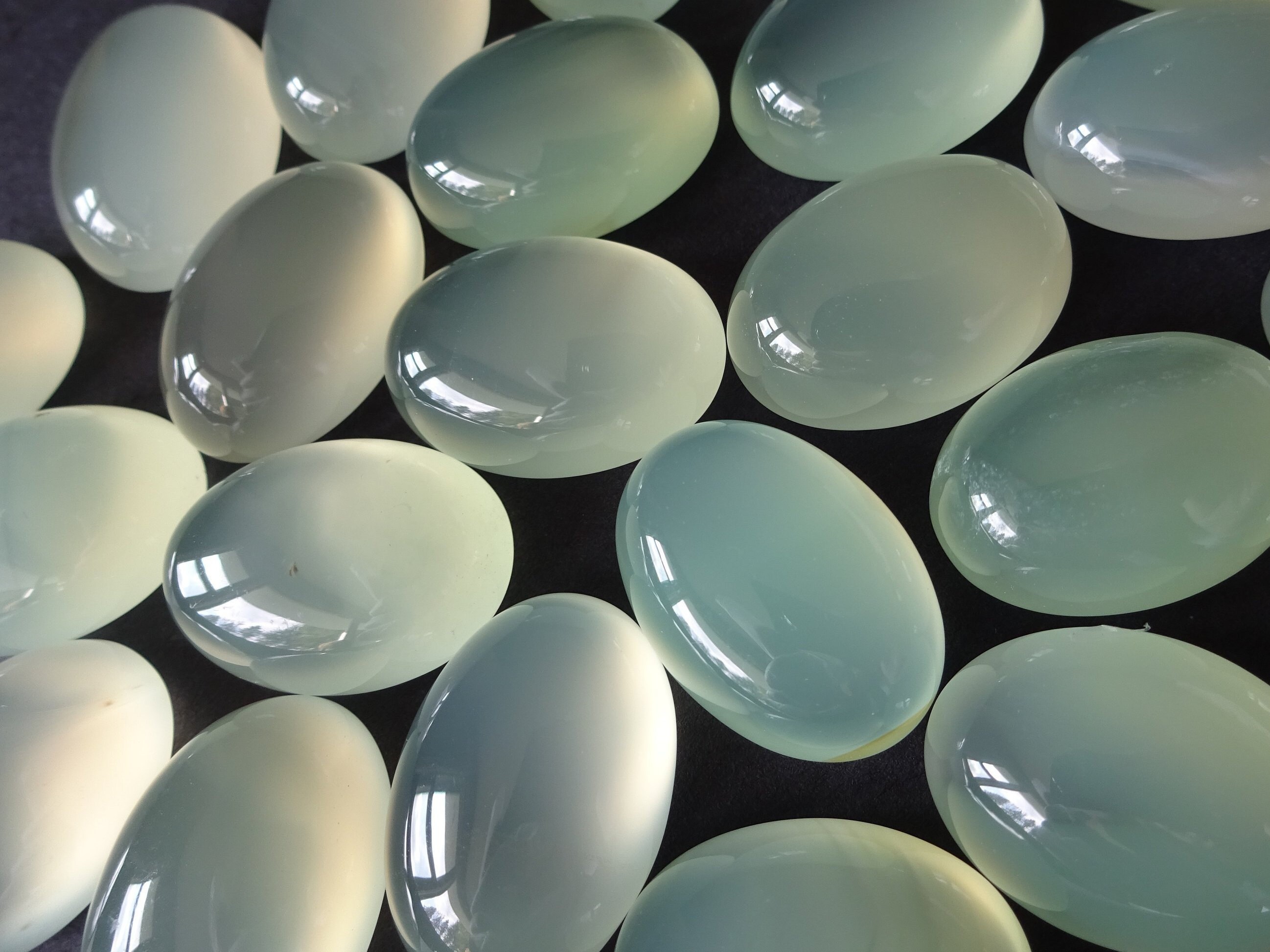 25x18mm Natural Prehnite Cabochon, Dyed, Translucent Oval Cabochon