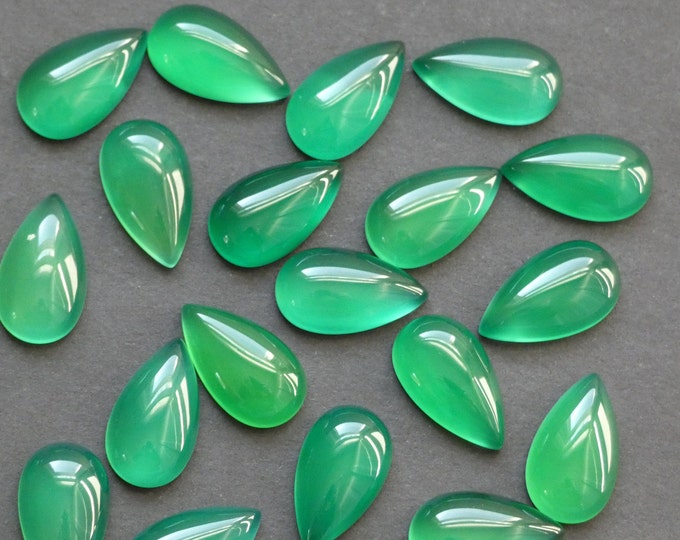 19x11mm Natural Green Agate Cabochon, Dyed, Teardrop Shape, Polished Gem, Green Agate Gemstone, Natural Stone, Green Agate Cab, Undrilled