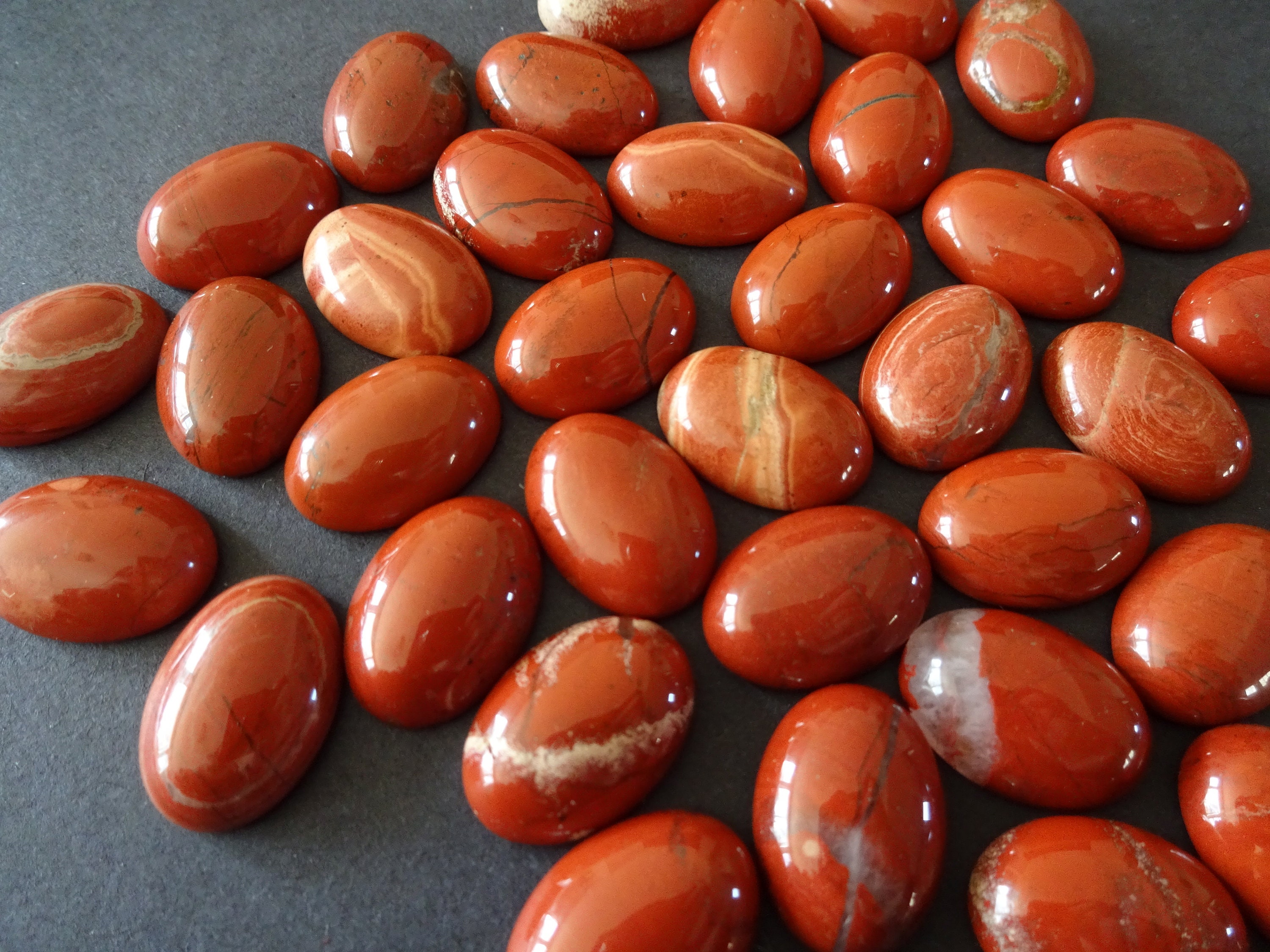 Natural Red Jasper Cabochon Oval Shape Cabochon Gemstone Jewelry