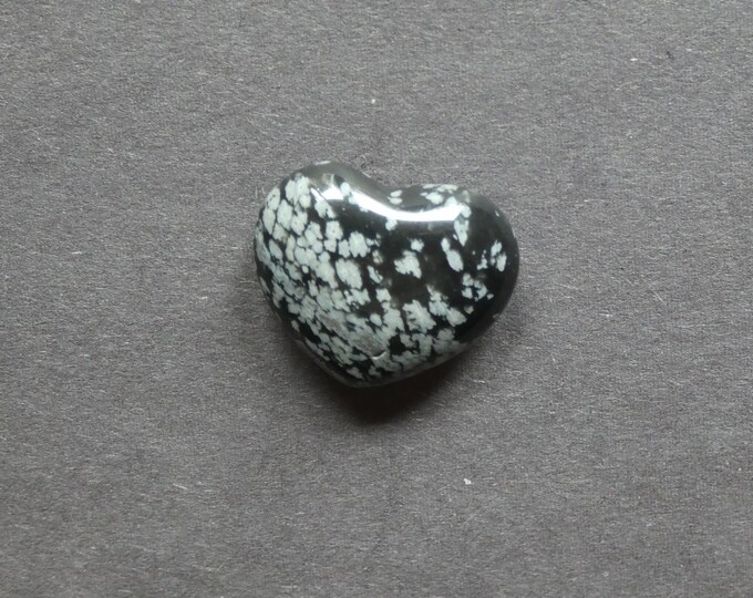 20x23x10mm Natural Snowflake Obsidian Heart Love Stone, Black and White, Pocket Palm Stone for Reiki Balancing, One of a Kind, Gemstone