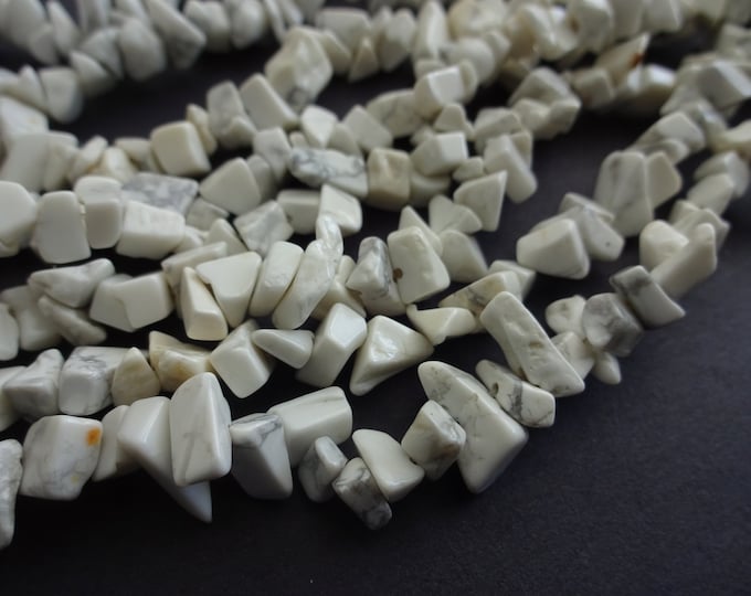 34 Inch Strand Natural Howlite Chip Bead Strand, 8-9mm Nuggets, About 275 Chips, Solid White and Gray Gemstone Bead, Swirled Stones