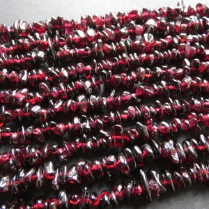 33 Inch 3-5mm Natural Garnet Chip Bead Strand, 325 Garnet Nuggets, Natural Stone, Garnet Chip Beads, Gemstone, Mineral, Semi Transparent