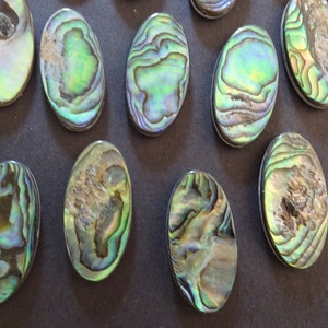 30x15mm Natural Abalone Shell Cabochons, Paua Seashell Cabs, Green Iridescent, Oval Shell Cab, Beachy Freshwater Shell Jewelry
