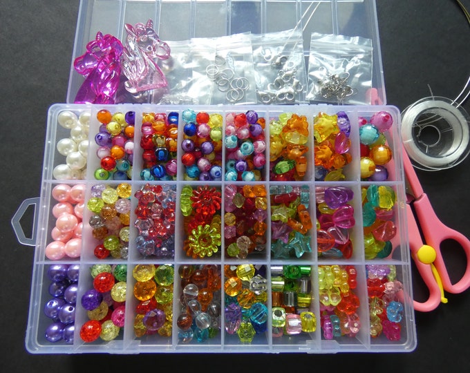 1,200+ Piece Acrylic Bead Kit With Organizer Case, 24 Different Bead Styles, Jewelry Making Set With Scissors, Findings & More, DIY Beading