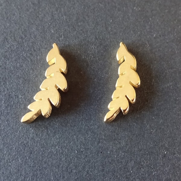 Stainless Steel Golden Leaf Climber Stud Earrings, Hypoallergenic, 18mm, Set Of Earrings, Crawler Earrings, Leaf Studs, Gold Leaf Climbers