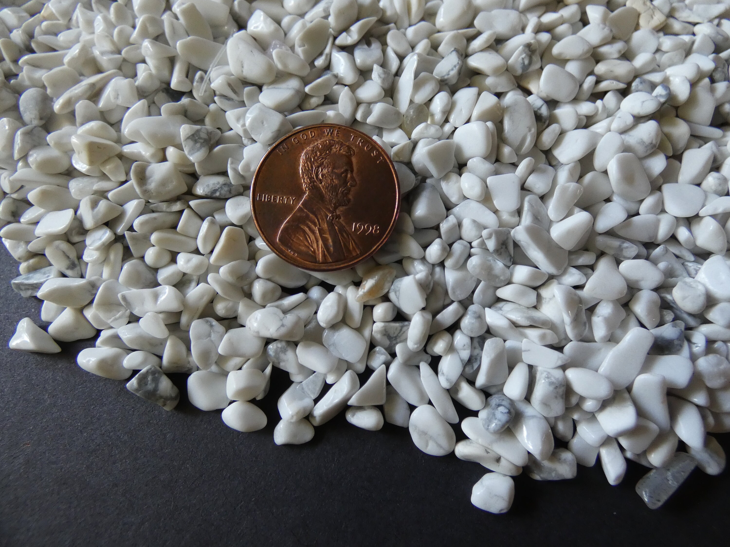 250 Grams Natural Howlite Chips, Undrilled, 28x24mm Size