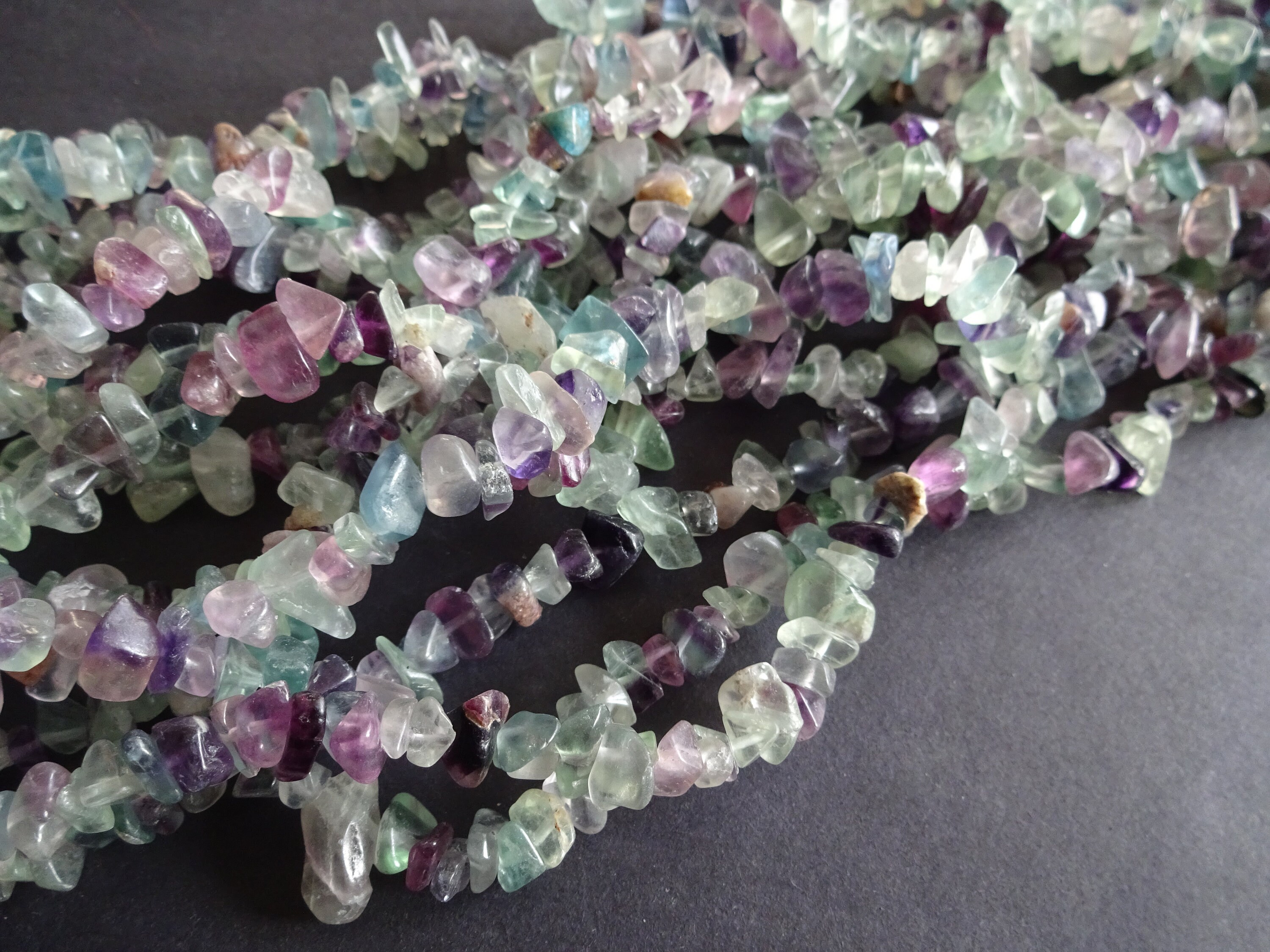 Fluorite Chip Beads