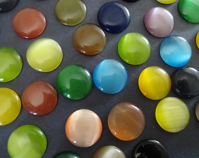 PACK OF 16mm Glass Cat Eye Cabochons, Mixed Color Half Dome Cabs, Lot of Glass Gemstones, Translucent Cat Eye Cabs, Large Round Cabs