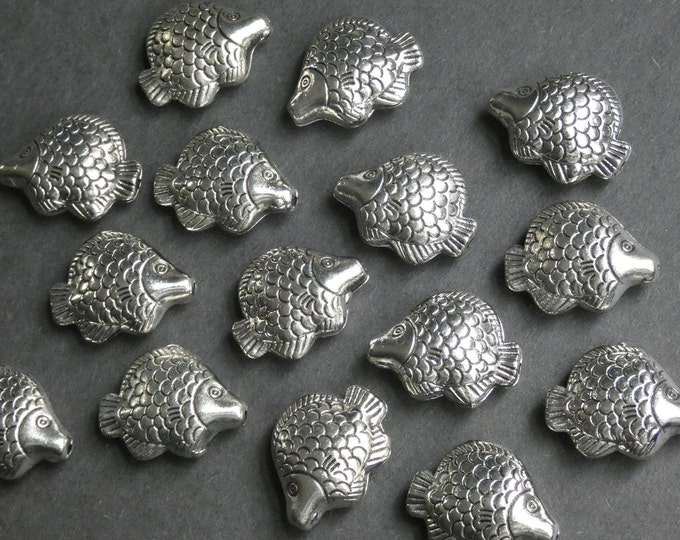 25x19mm Alloy Metal Fish Beads, Antique Silver Color, Tibetan Style Metal Spacer, Silver Fish Spacer Bead, Metal Animal Bead, Puffed Fish