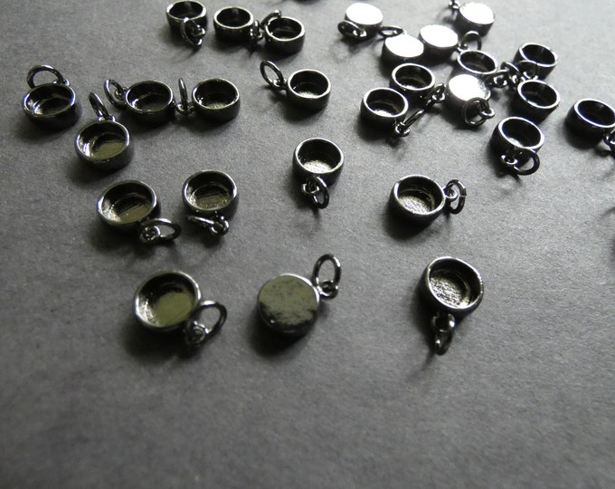 11x8mm Brass Cabochon Setting Charm, For 6mm Cab, Gunmetal, 6mm Tray, 3mm Hole, Flat Round, Cabochon Casting, Flat Round Rhinestone Setting
