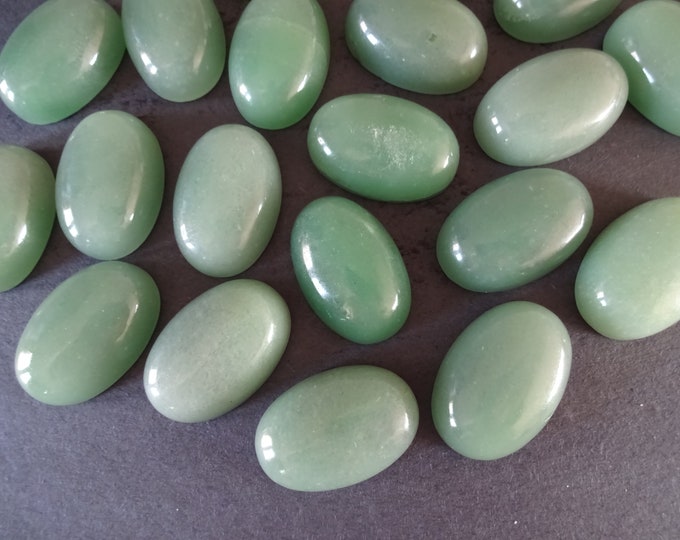 30x20mm Natural Green Aventurine Gemstone Cabochon, Oval Cabochon, Polished Gem, Natural Gemstone, Light Translucent Green, 30x20x11mm