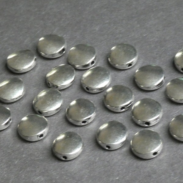 20 PACK 9mm Flat Round Silver Bead, Tibetan Metal Bead, Antiqued Silver Color, Metal Spacer, Round Spacers, Antiqued, 9mm Spacer, Vintage