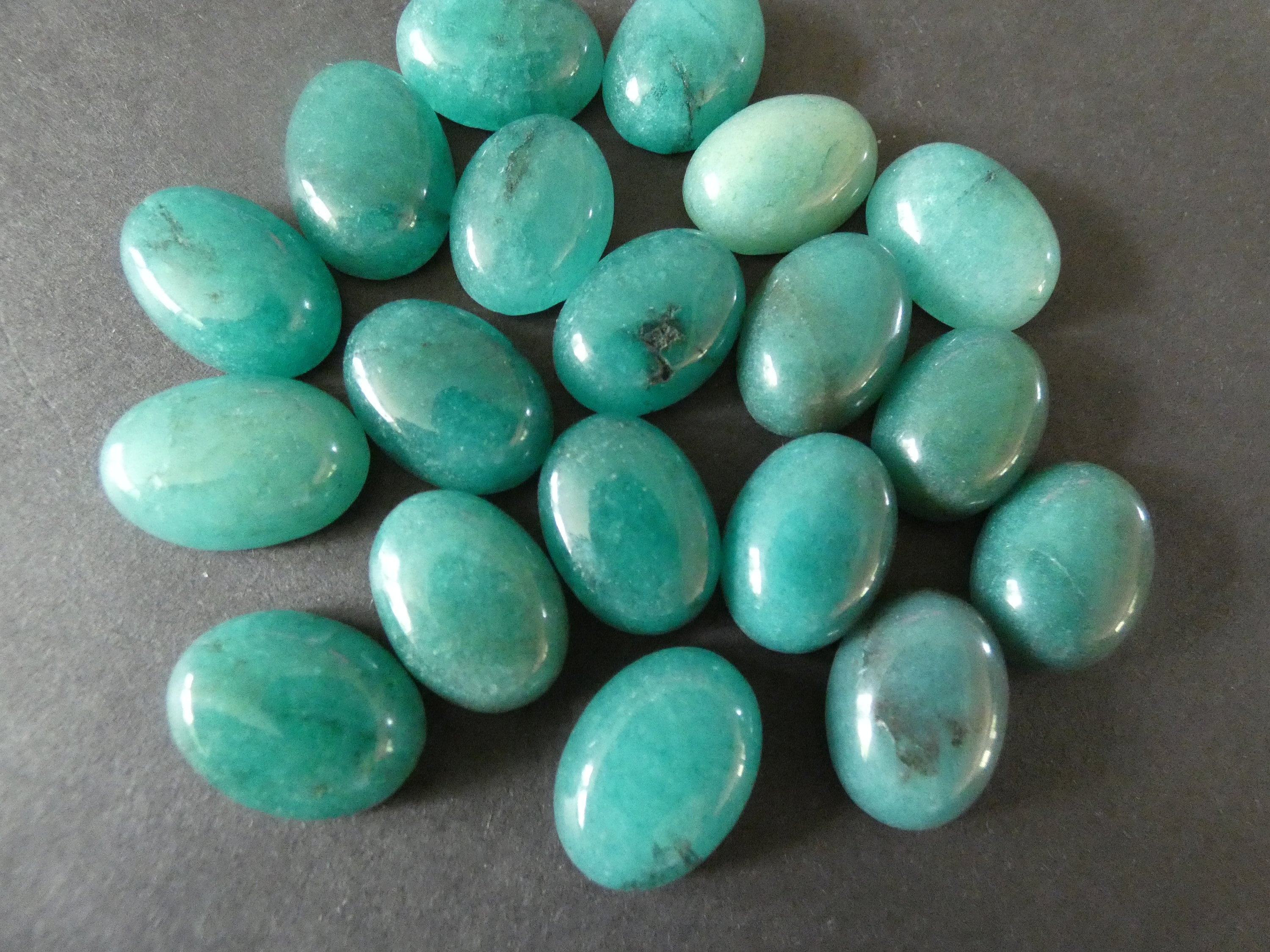 18x13mm Natural White Jade Dyed Gemstone Cabochon, Teal Oval Cabochon