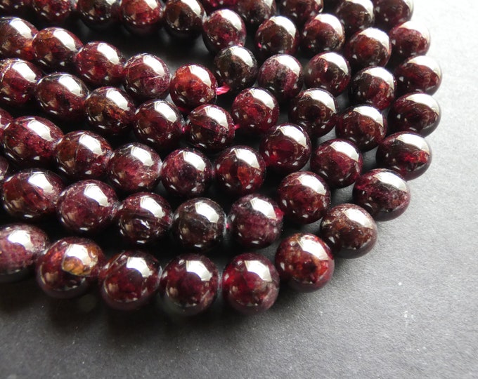 15.5 Inch Natural Garnet Bead Strand, About 47 Beads, 8.5mm Ball Bead, Round Stone Beads, Deep Red Garnets, January Birthstone, High Grade