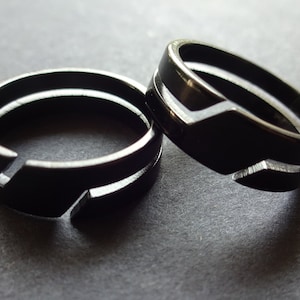 Modern Black Stainless Steel Ring, Geometric Style, Size 7-11, Black Metallic Finish, Men&#39;s Ring, Unisex Jewelry, Modern Jewelry Band