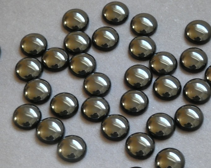 12x5mm Natural Black Stone Cabochon, Round Cabochon, Polished Gem, Natural Stone, Dome Gemstone Focal, Classic Solid Black Color