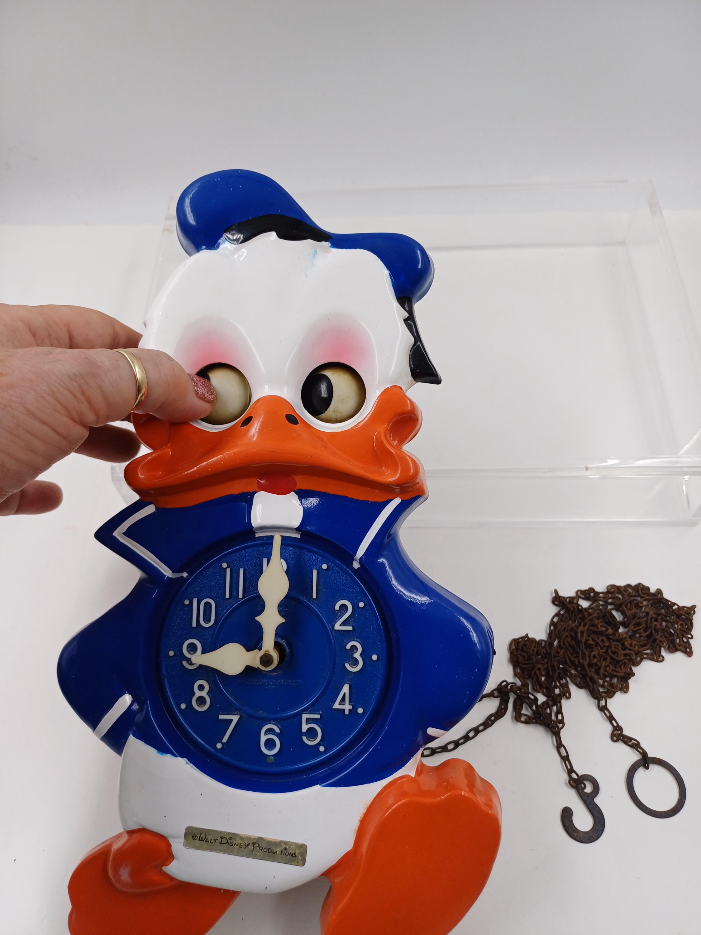 VINTAGE MI-KEN Walt Disney Donald Duck Cuckoo Clock Not Tested so