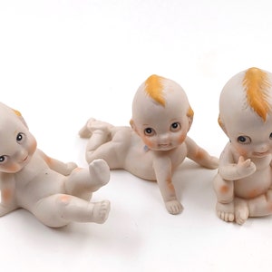 VINTAGE Trio of angel Baby figurines, Trio of adorable Kewpie babies with wings ceramic, vintage
