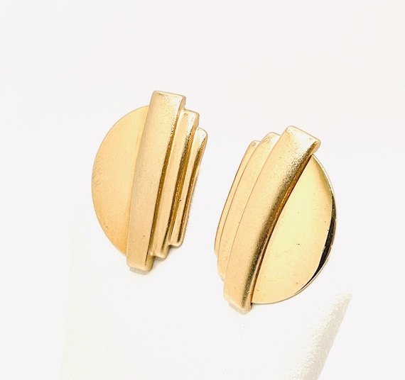 Vintage MONET Gold-Plated Asymmetrical Half-Circle Clip-On Earrings – 1980s Statement Jewelry