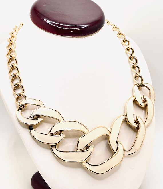 Vintage MONET Creamy Enamel Gold-Plated Chunky Choker Necklace – 1980s Statement Jewelry