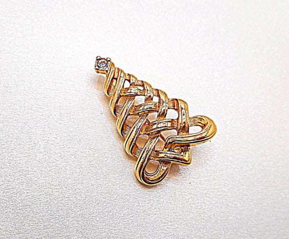 Gold Christmas Tree Lapel Pin - Basket Weave Design with Clear Rhinestone Topper