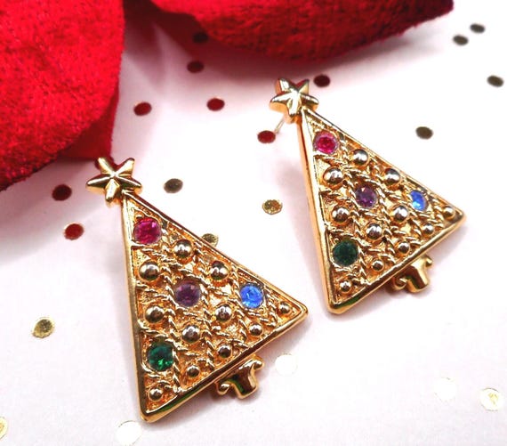 Avon Christmas Tree Earrings – Multi-Color Rhinestones, Gold Tone Metal (1992)