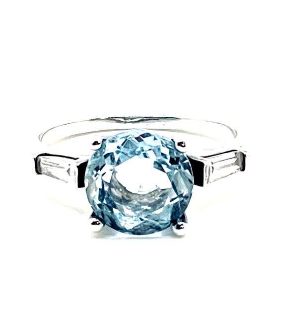 Gorgeous Sky Blue Topaz 925 Sterling Statement Ring SZ 8 Avon 1980’s