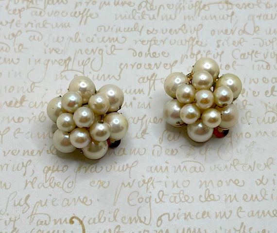 Vintage 1950s Winard Pearl Cluster Earrings | 12K Gold Filled Clip-On Earrings | Genuine Cultured Pearls