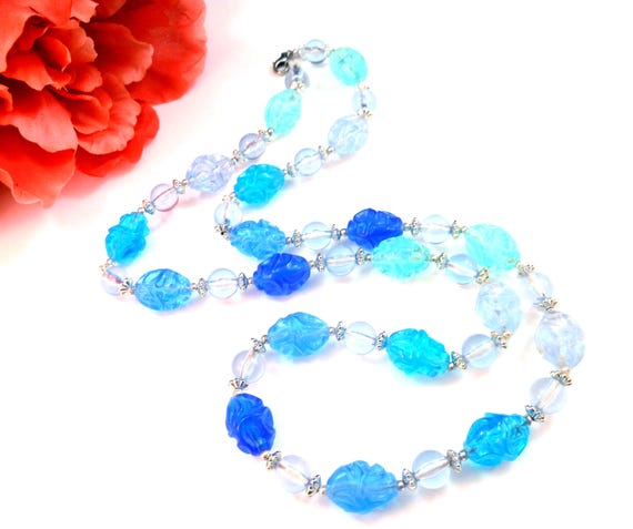 Vintage Blue Molded Plastic Lucite Bead Necklace Single Strand 30" Long