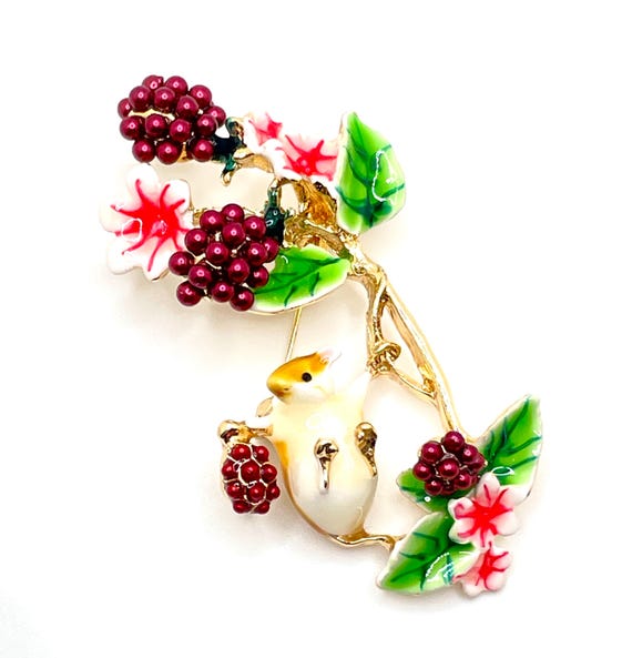 Enamel Field Mouse & Blackberry Vine Brooch – Lapel or Scarf Pin
