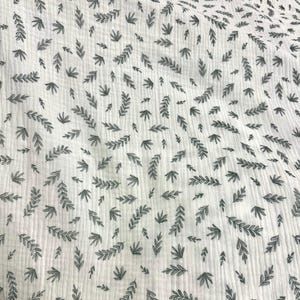 Fitted Gauze Sheet for Stokke Sleepi V2 in Green Leaves