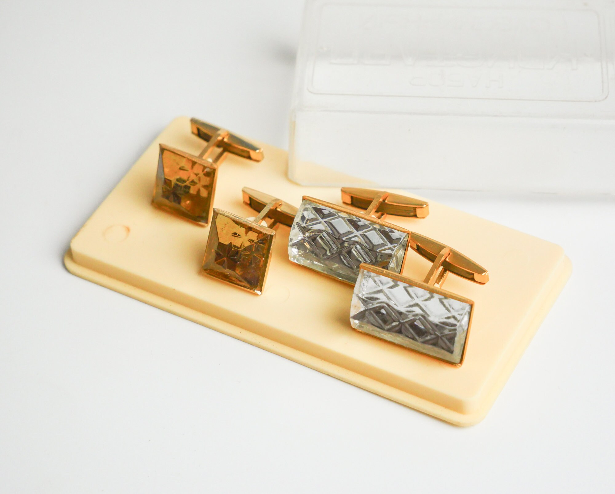 Paires De Boutons De Manchettes Anciens En Métal Doré Coloré - 13g, Neufs Sans Emballage